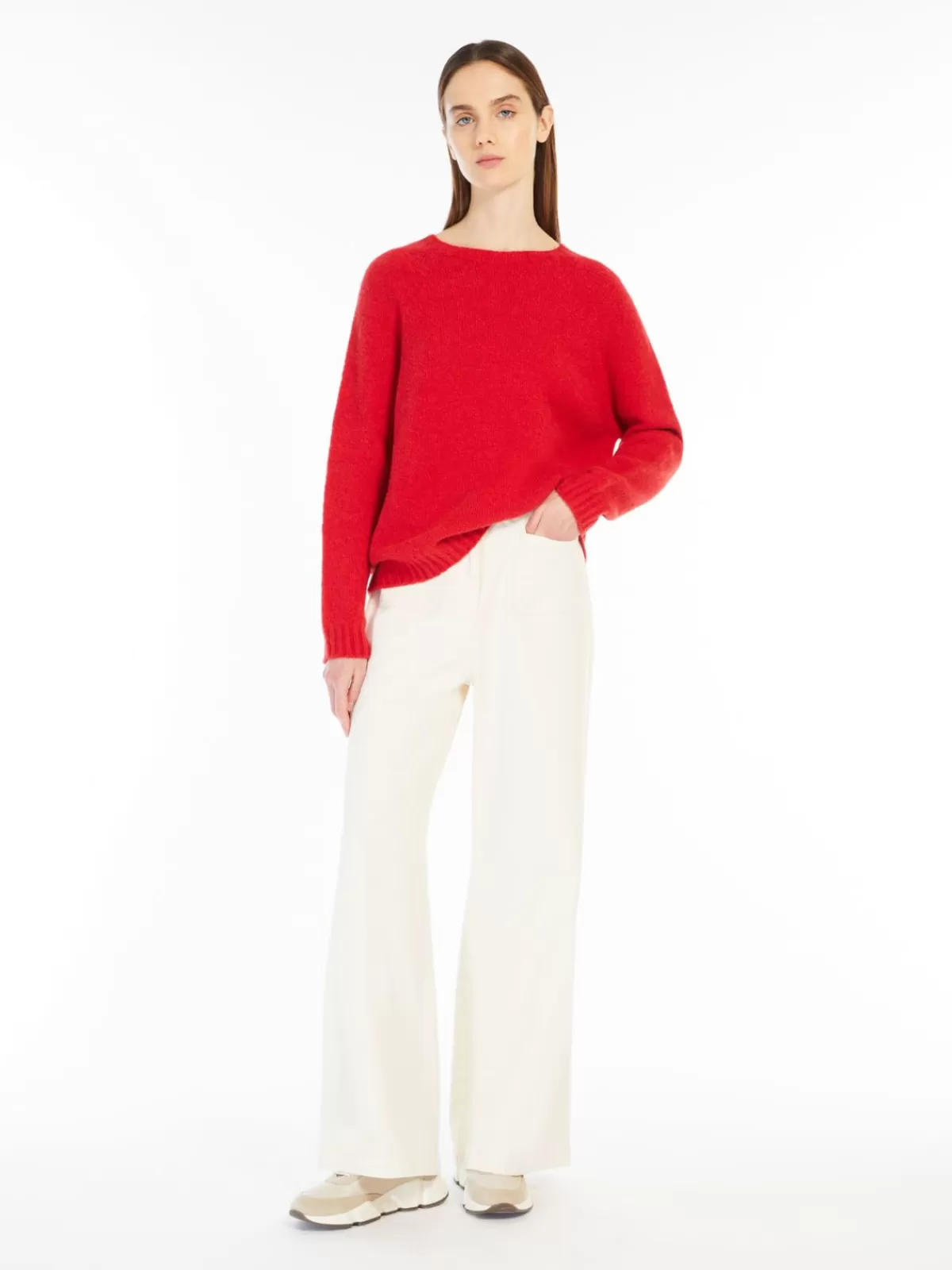 Suéter premium de alpaca suave y algodón transpirable en rojo vibrante - Colección MaxMara