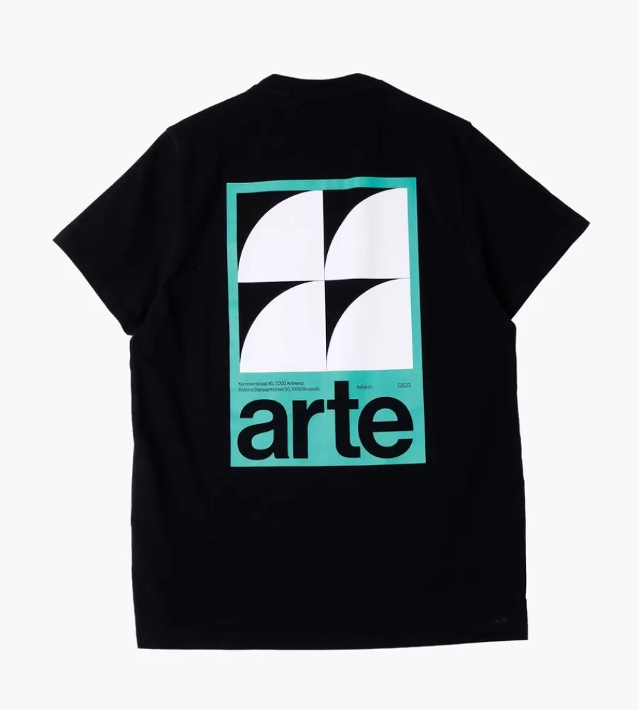 Camiseta ART ANTWERP con Estampado G en Espalda Ajustada - Diseño Moderno en Negro Clásico