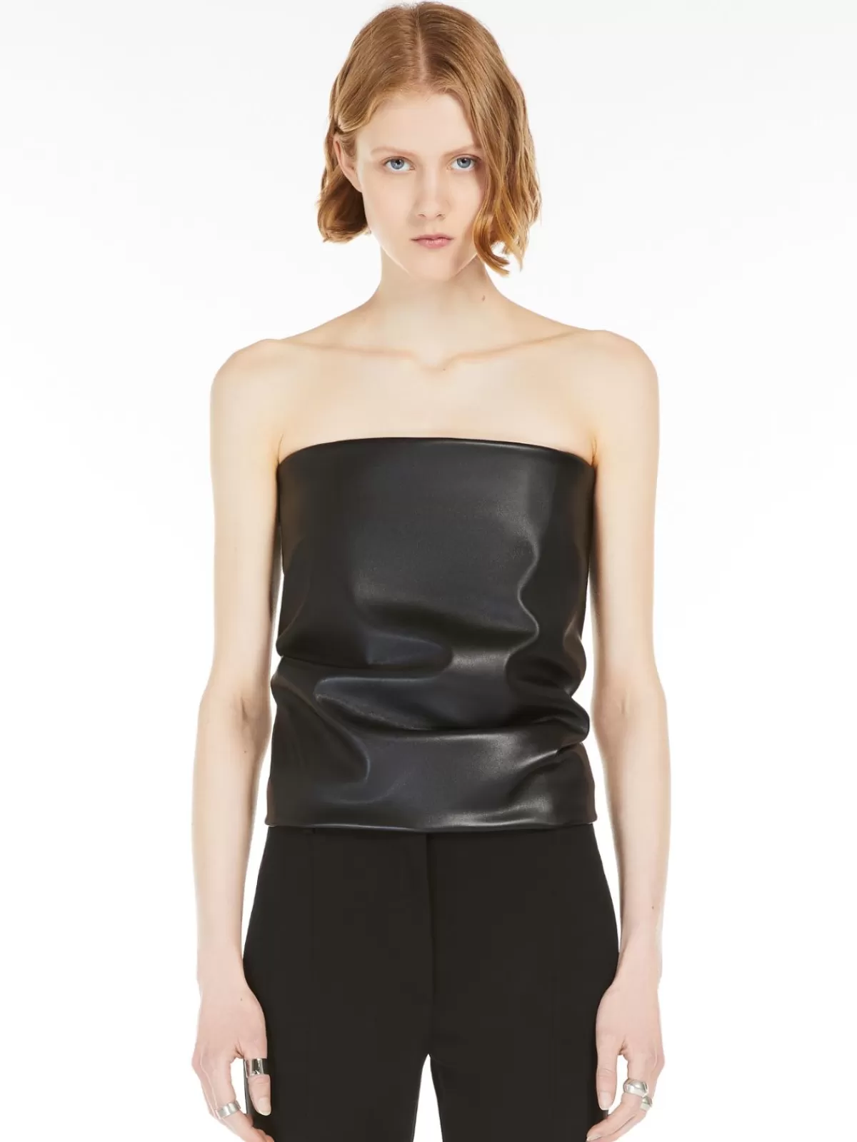 Max Mara - Top bandeau sin mangas en negro | Estilo versátil para looks modernos