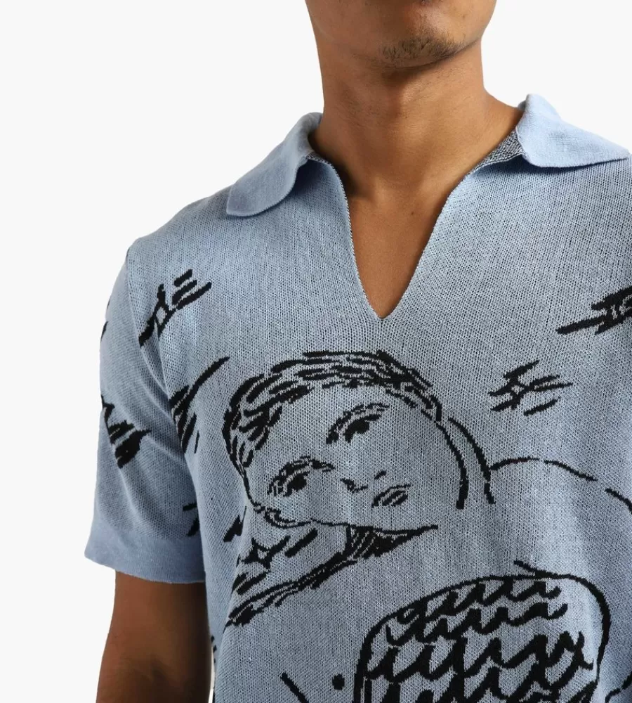 Polo de Diseño Atrevido en Azul Bebé | Corte Moderno CARNE BOLLENTE | Estilo Fresco para Looks Urbanos
