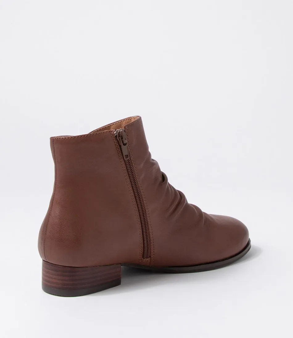 Botines Tobilleros Cerinas en Cuero Chocolate - Calzado Ultra Suave para Mujer, Estilo Cómodo con Diseño Acogedor