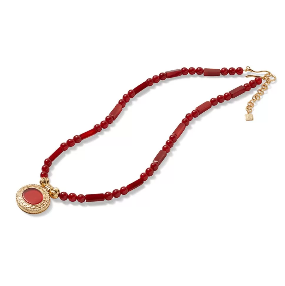 Colgante Artesanal de Cornalina - Joyería Clásica con Diseño Exclusivo del Museo Met