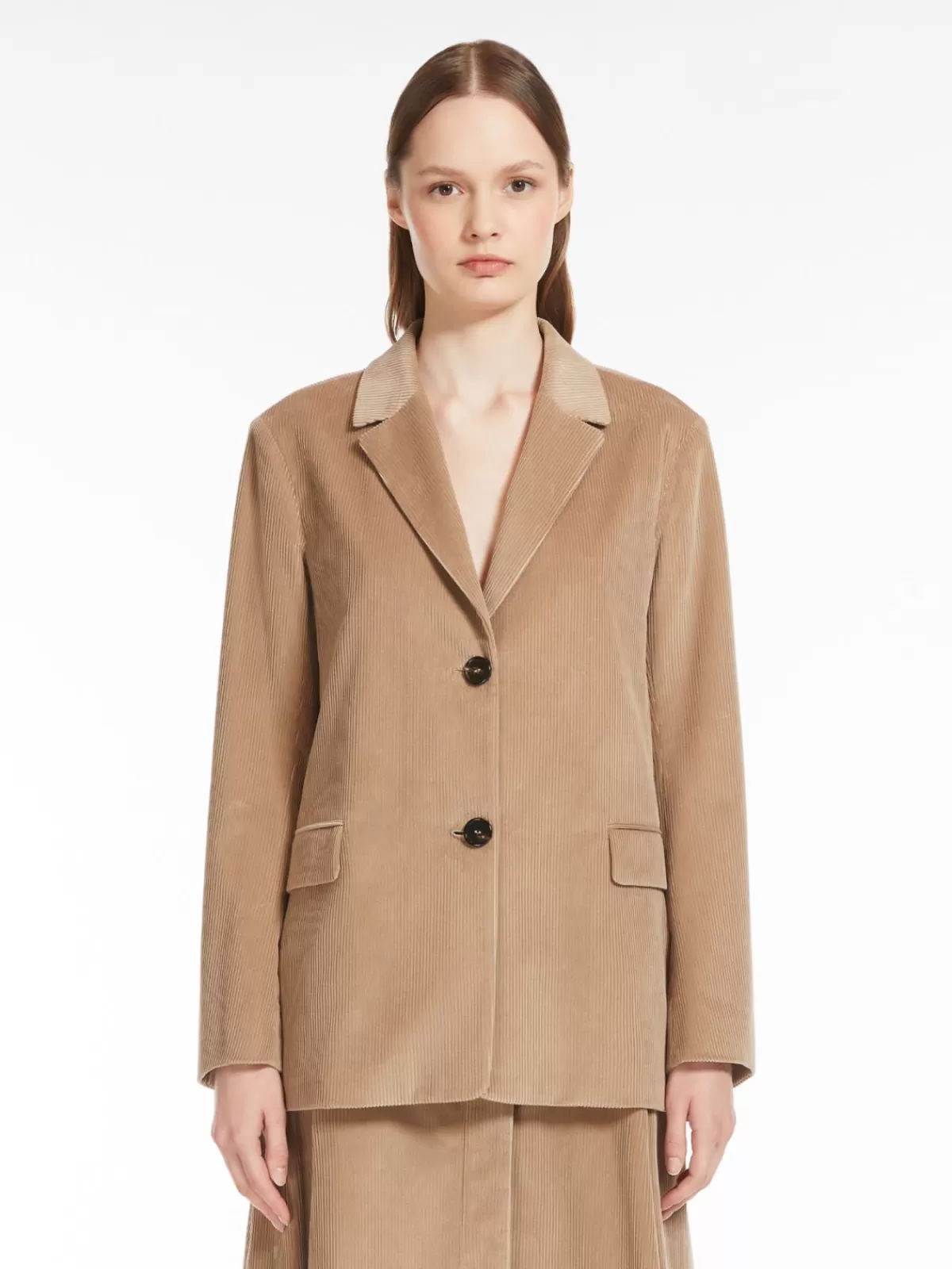 Elegantes Chaquetas y Blazers de Diseño | Max Mara en Terciopelo de Algodón Tono Arena para un Estilo Sofisticado