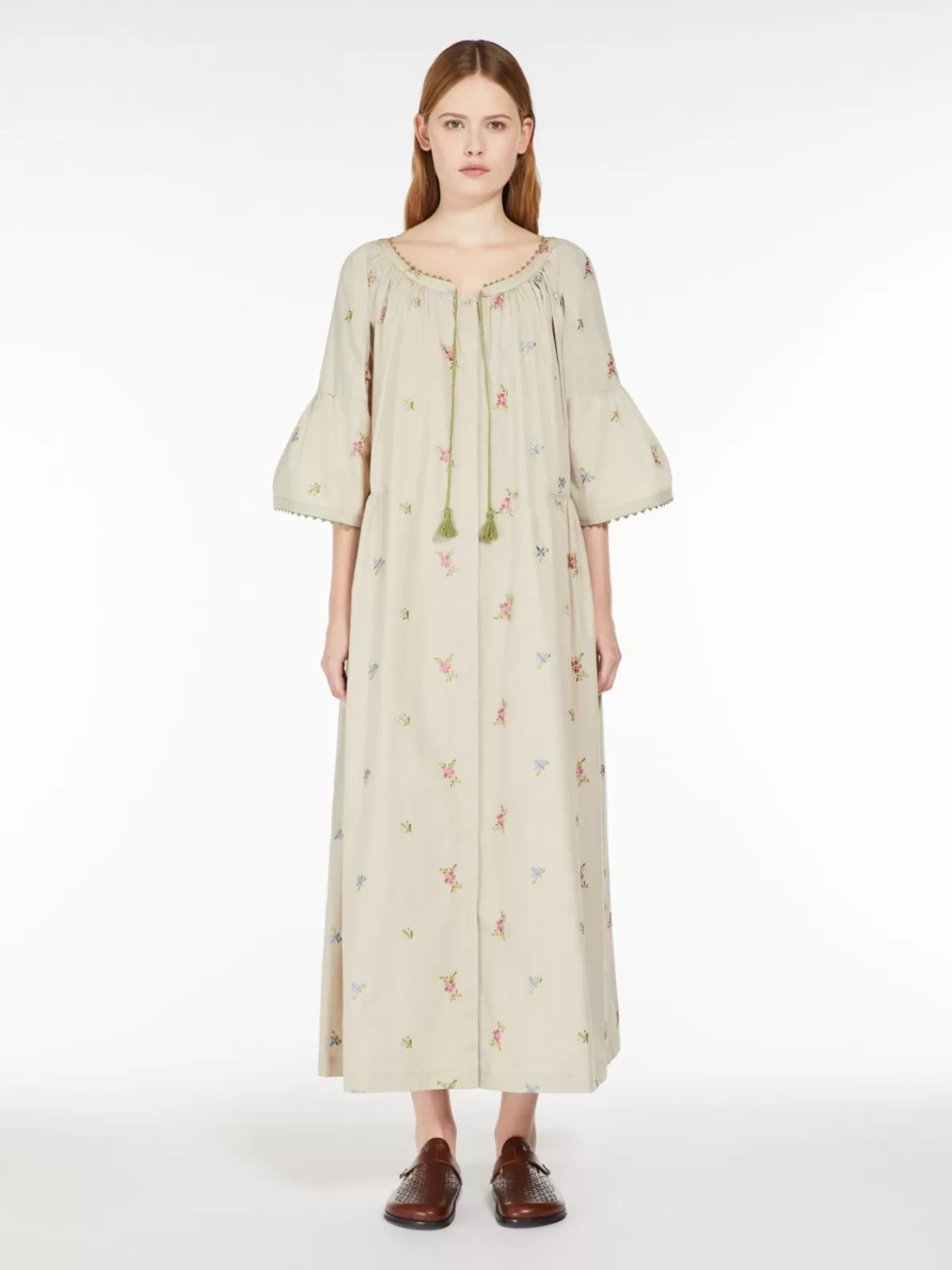 Max Mara - Vestido veraniego en popelina bordada con detalles artesanales, tono arena natural