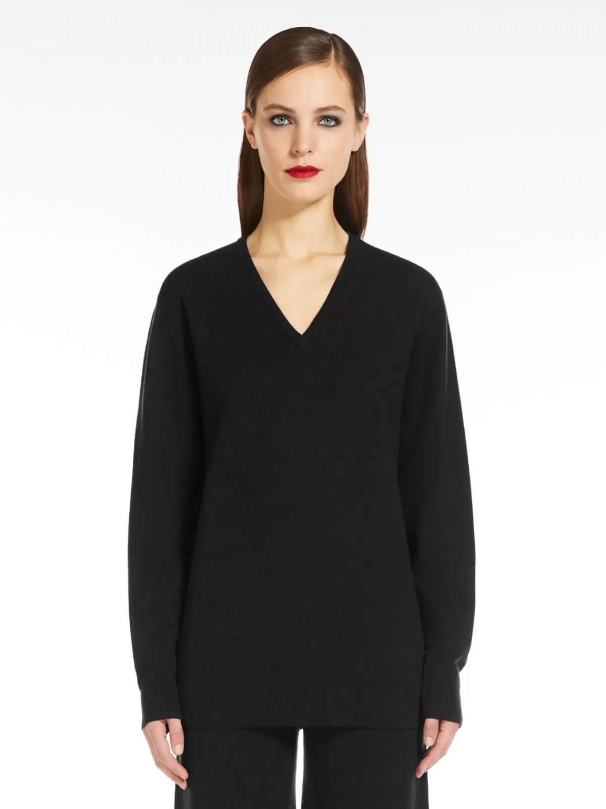 Ébano: Suéter de Lana Merino Extrafina con Cuello en V - Diseño Clásico de Max Mara para Invierno | Tejido Suave y Respirable, Ideal para Looks Elegantes