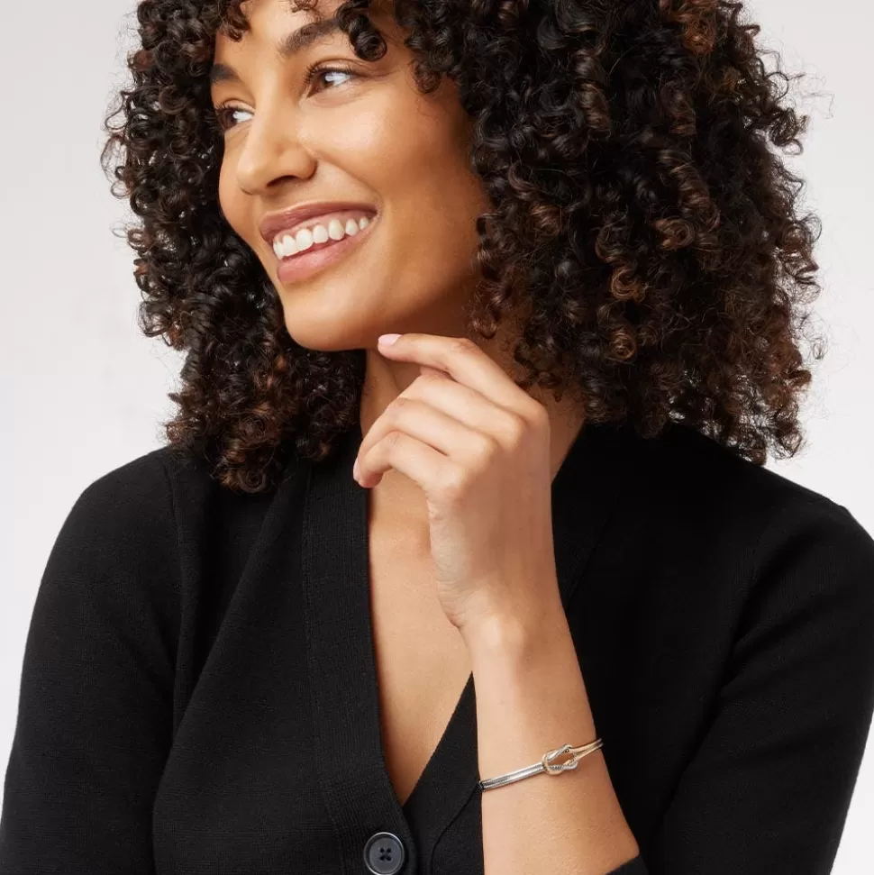 Pulsera Articulada con Nudo de Hércules - Diseño Exclusivo de The Met | Brazalete Seguro con Mecanismo de Bisagra, Joyería Inspirada en la Mitología Griega