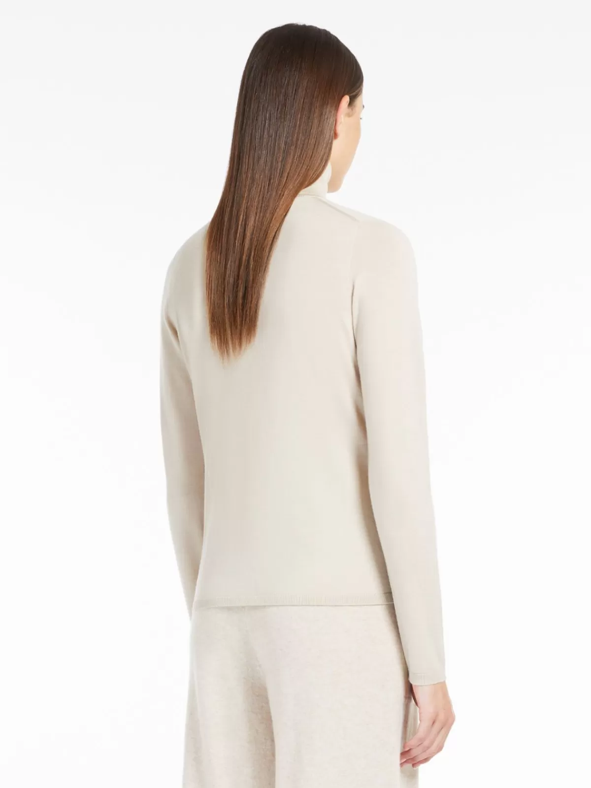 Max Mara - Suéter clásico de cachemir liviano con cuello alto beige | Abrigo perfecto para días frescos, diseño elegante y confort suave

（：，，，