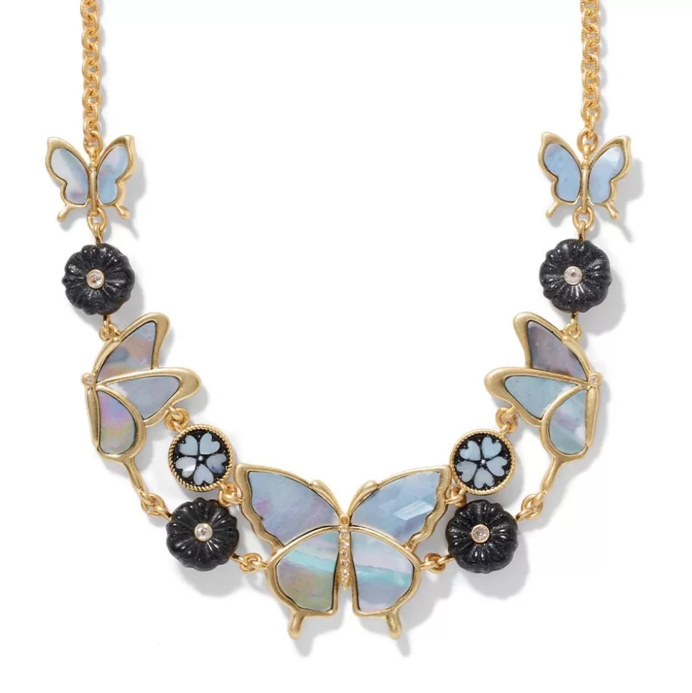 Collar Artesanal Mariposa Meiji - Joyería Llamativa en Plata con Detalles de Ala, Colección Otoño 2023 (The Met Store Edición Exclusiva)