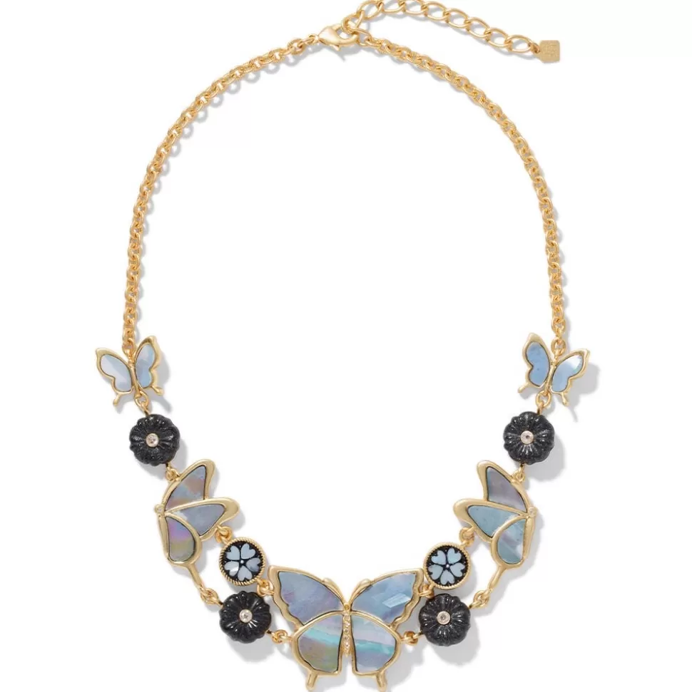 Collar Artesanal Mariposa Meiji - Joyería Llamativa en Plata con Detalles de Ala, Colección Otoño 2023 (The Met Store Edición Exclusiva)