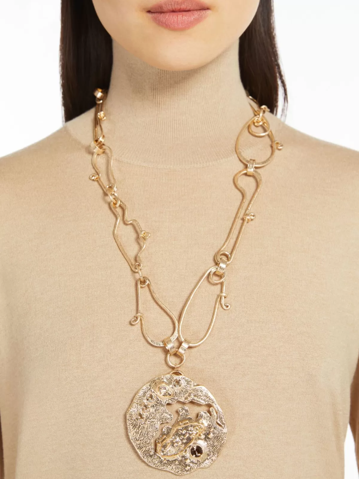 Exclusivo Broche-Collar Max Mara en Bronce - Joyería Elegante de Metal para Looks Versátiles