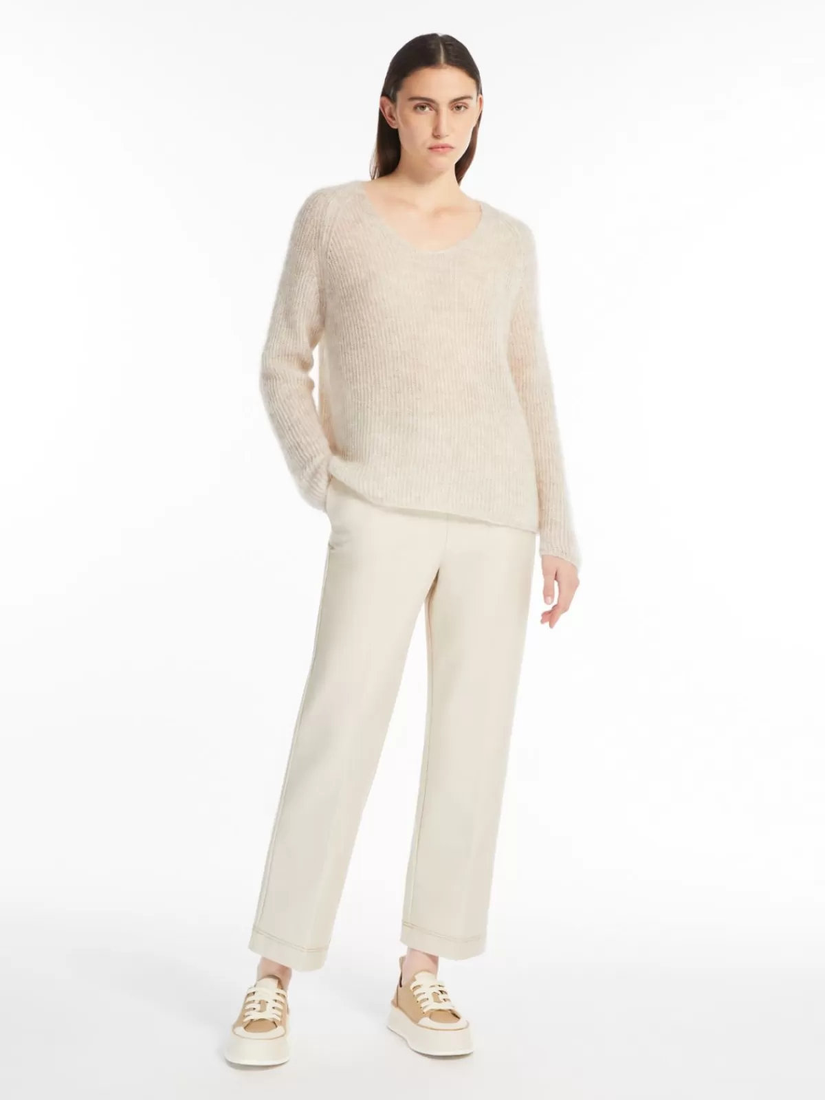 Suéter de punto Max Mara en mohair - Beige cálido para looks otoñales