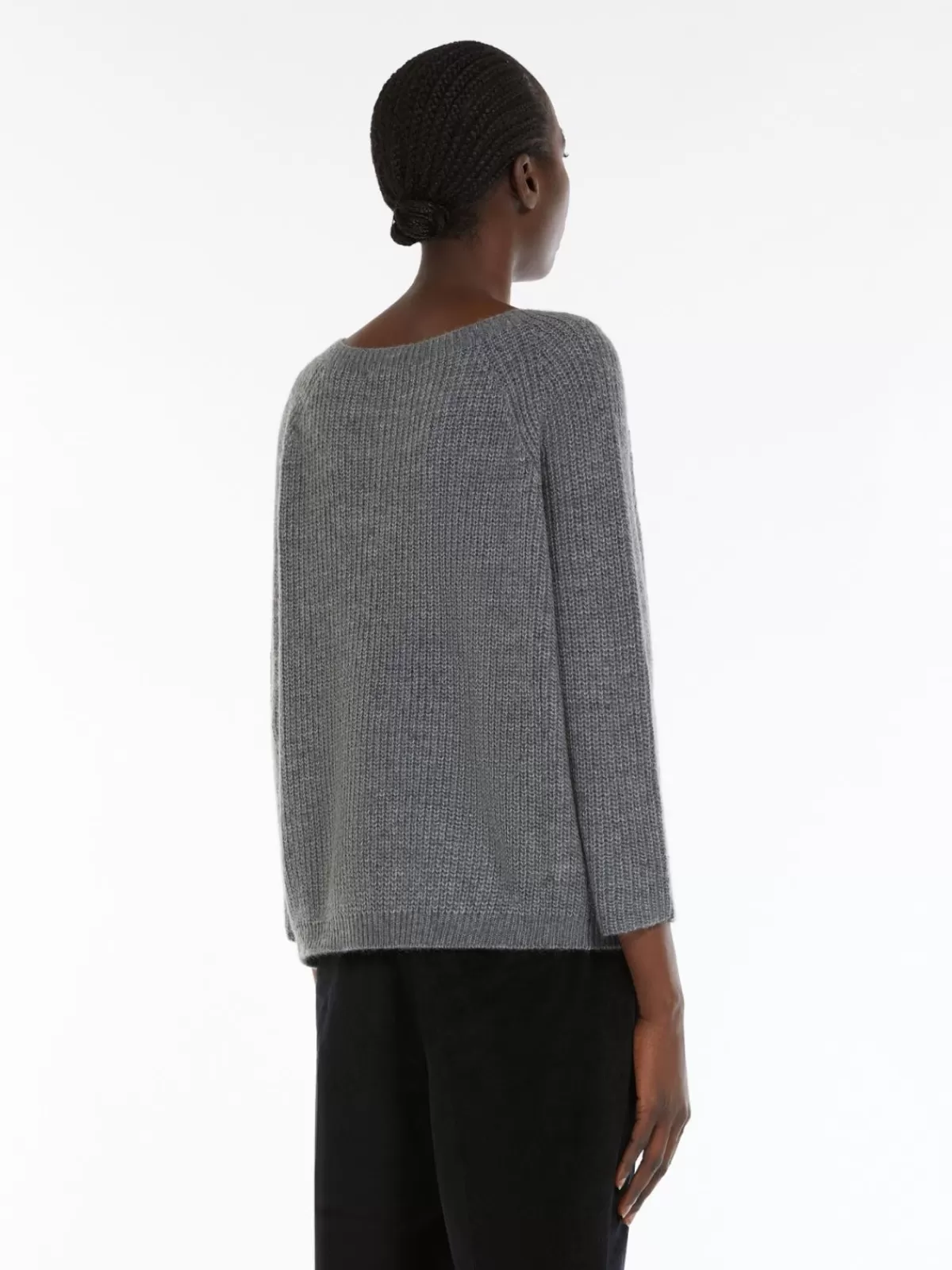Suéter premium de mohair Max Mara - Gris perla tejido a mano para looks invernales elegantes