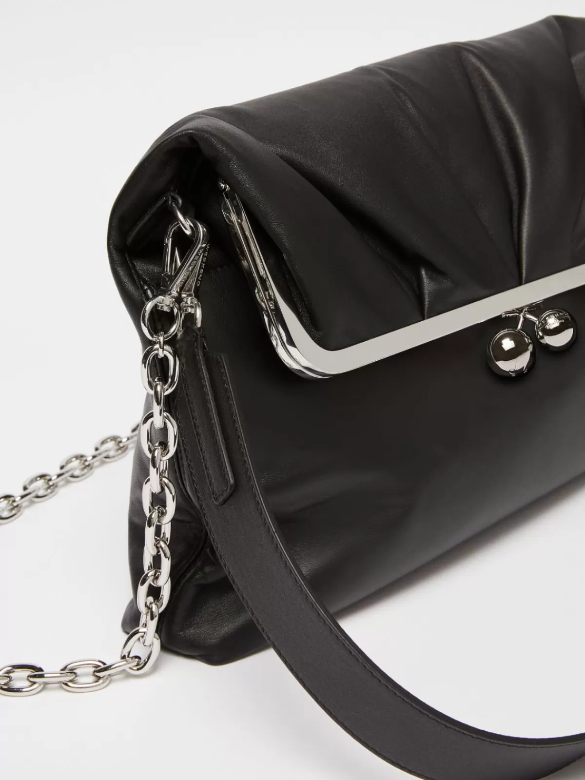 Bolso Clutch Pasticcino Weekend - Cuero Nappa Negro de Lujo por Max Mara