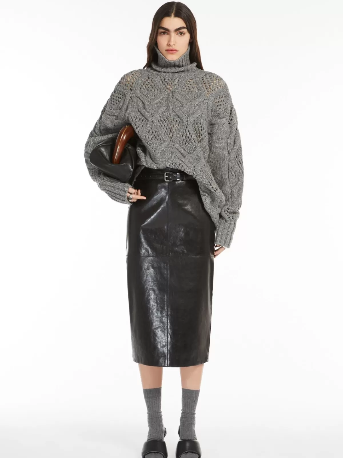 Falda midi de cuero Nappa negro Max Mara | Diseño clásico con corte elegante