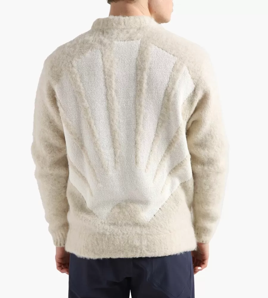 Sweater Clásico New Amsterdam Surf Club - Tejido Oyster en Beige · Estilo Costero Relajado