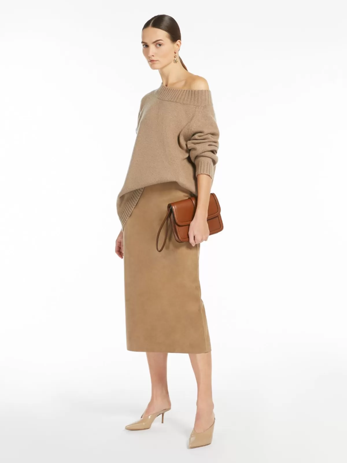 Suéter de cuello ancho Max Mara - Mezcla premium de lana y cachemira en tono avellana tostado, diseño cómodo para looks invernales elegantes