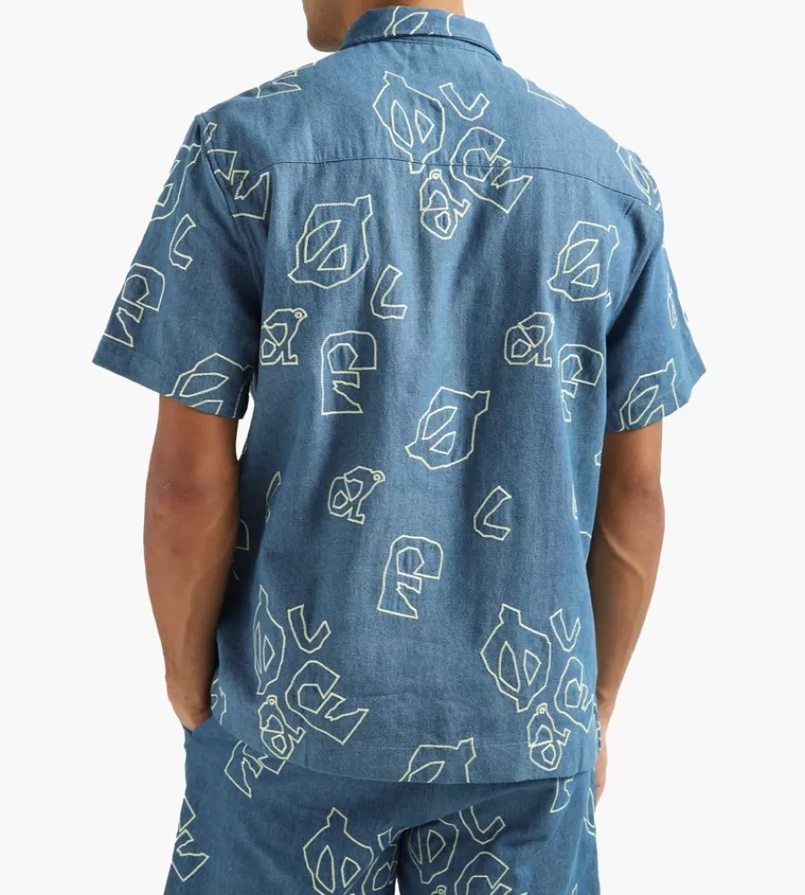 Camisa casual OLAF en mezclilla clara - Manga corta con estampado completo
