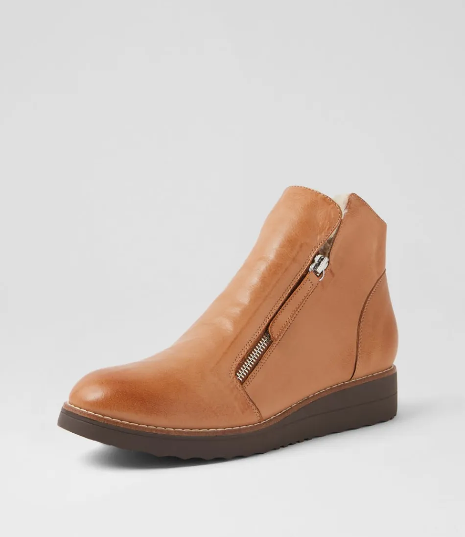 Botines de Invierno para Mujer - Piel Opal Arena con Detalles en Piel Acolchada, Elegancia y Confort en Cada Paso