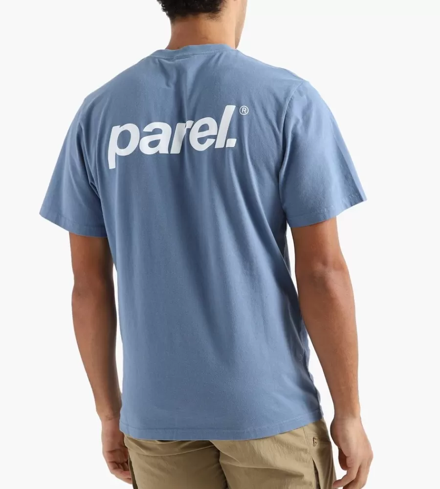 Camiseta Básica Clásica Azul Deslavado - Estilo Casual de PAREL STUDIOS