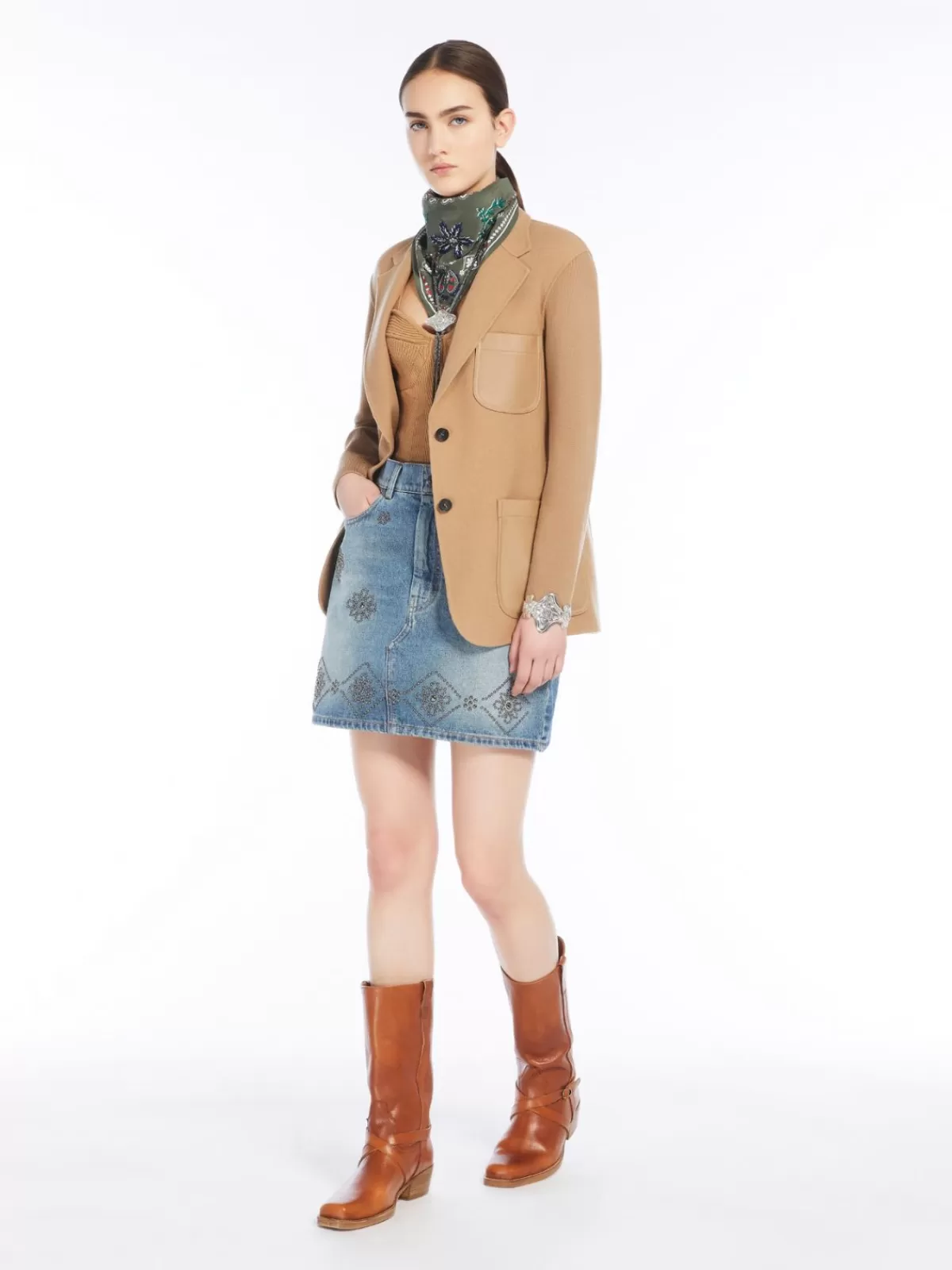 Body acanalado de punto clásico en color camello - Diseño elegante Max Mara