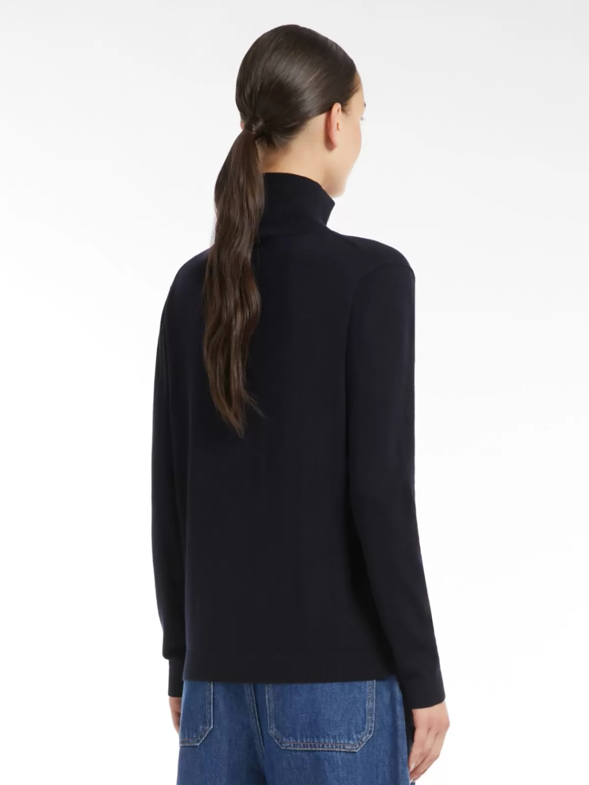 Jersey acogedor de cuello alto Max Mara - Mezcla suave de lana y seda en tono naval