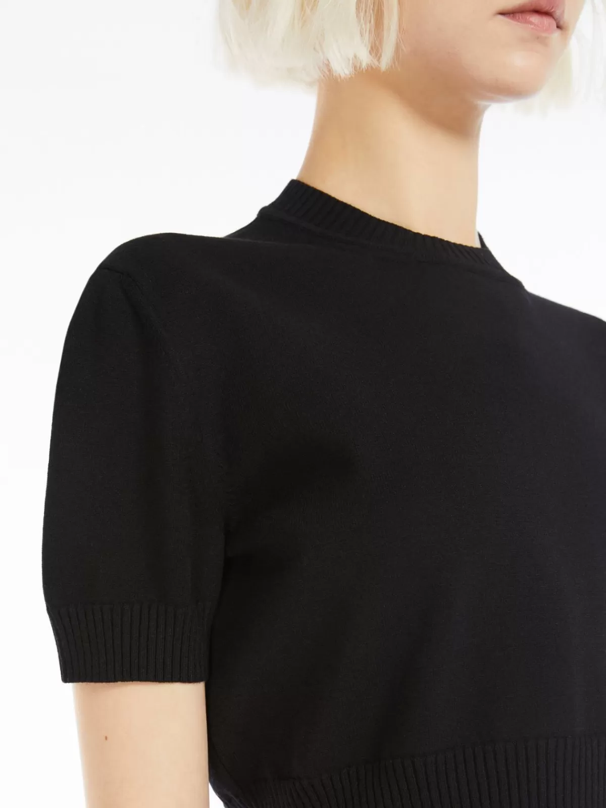 Max Mara - Camiseta Elástica de Viscosa para Mujer, Tono Negro Clásico - Prenda de Punto Suave y Cómoda