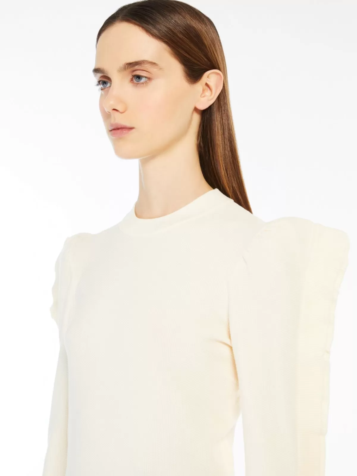 Suéter acogedor MAX MARA en viscosa elástica - Tono vainilla suave para estilo casual elegante