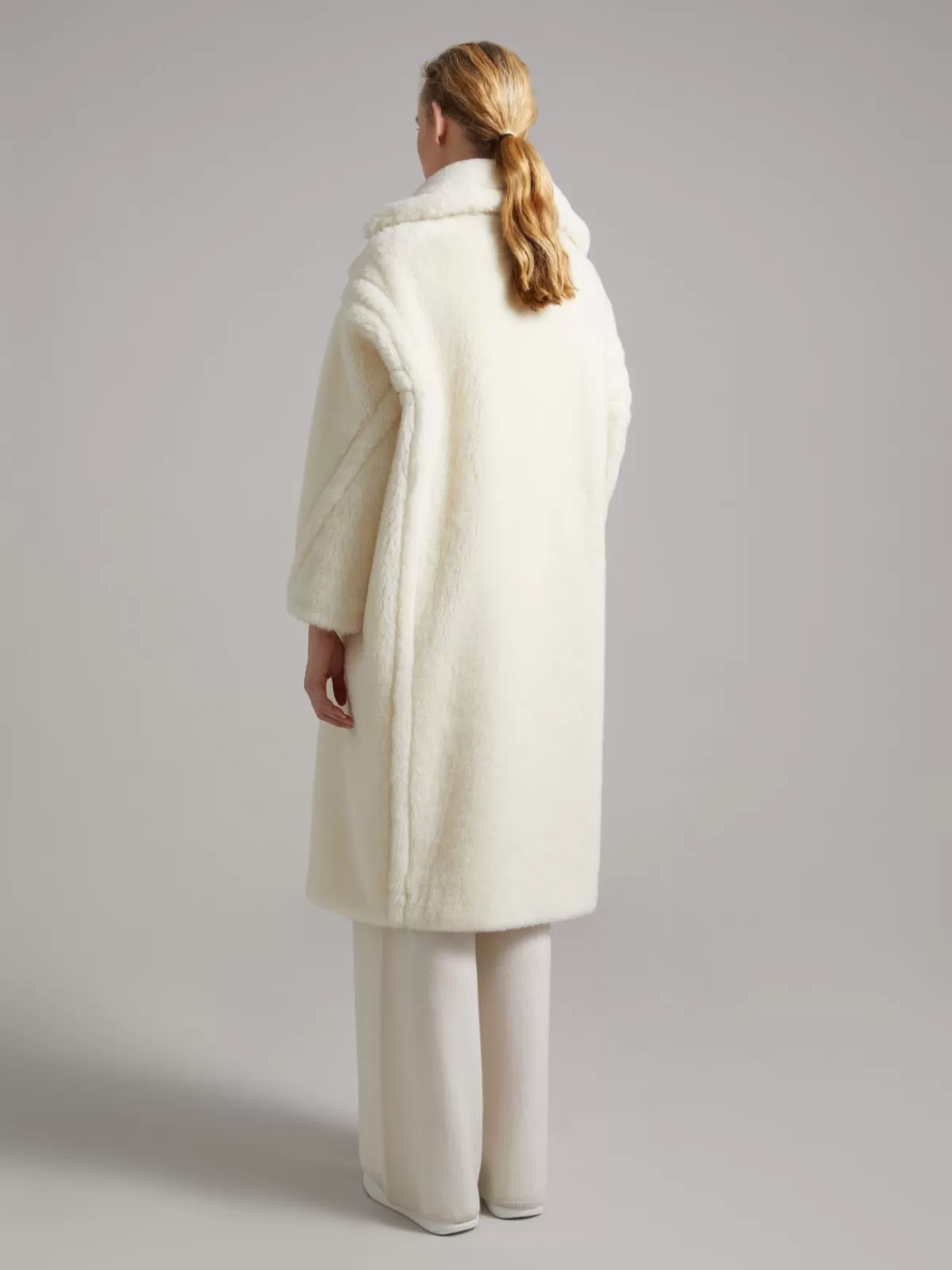 Abrigo icónico Teddy Bear de Max Mara - Alpaca y lana blend en blanco invernal