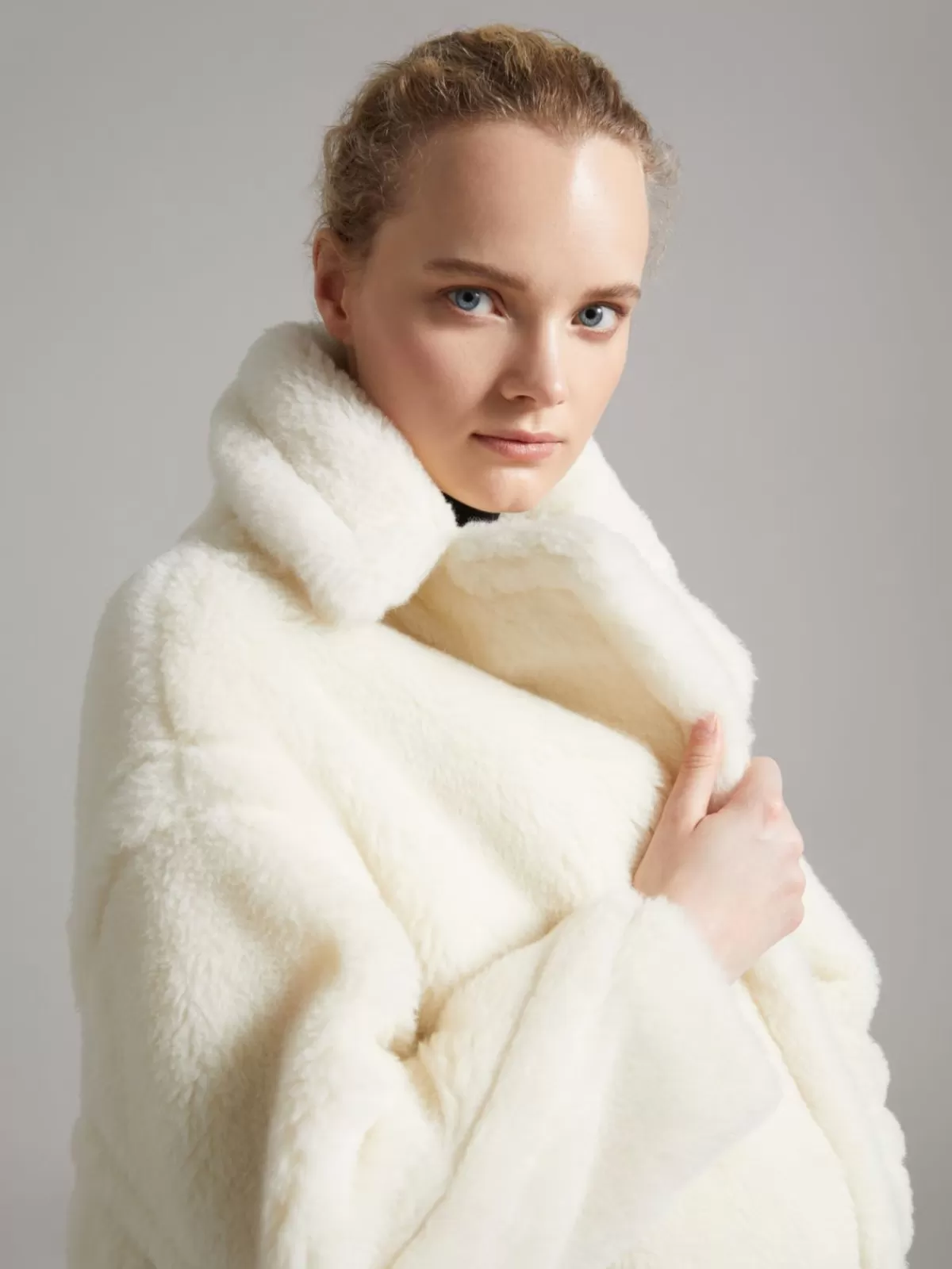 Abrigo icónico Teddy Bear de Max Mara - Alpaca y lana blend en blanco invernal