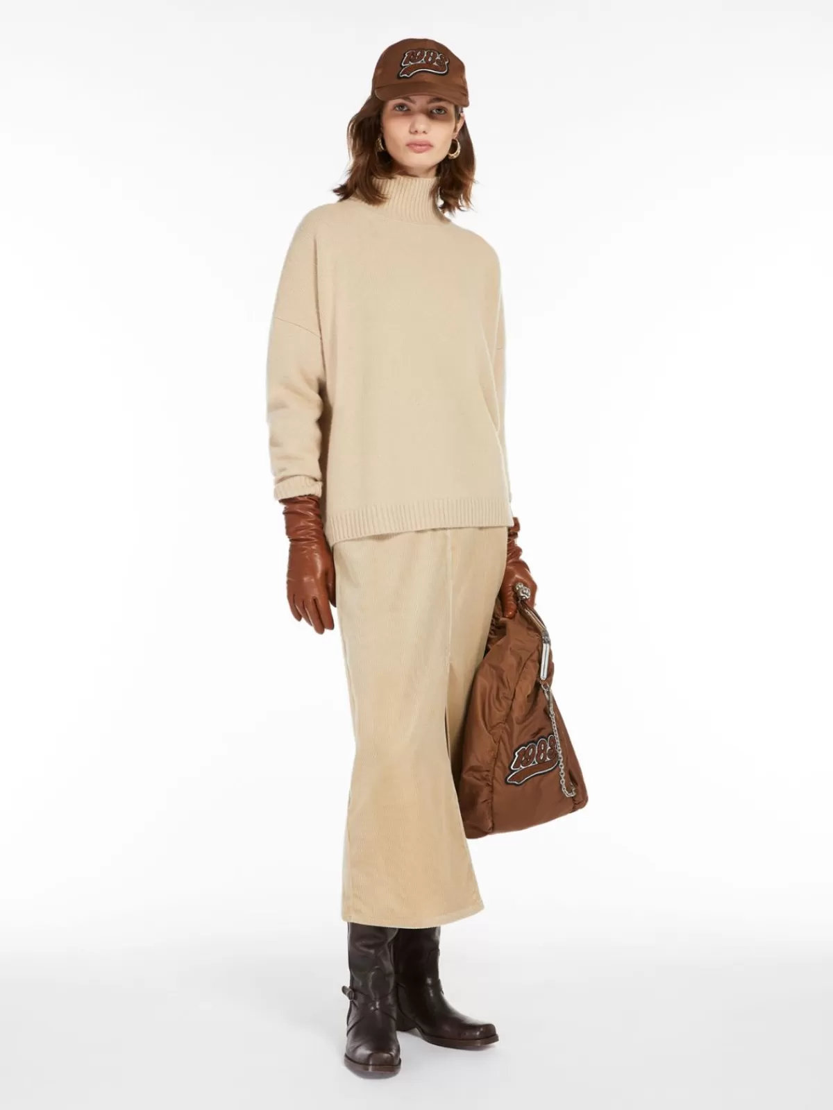 Falda de terciopelo Max Mara con 5 bolsillos - Beige arena elegante para looks sofisticados