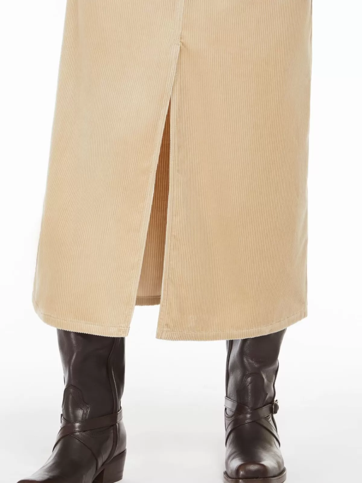 Falda de terciopelo Max Mara con 5 bolsillos - Beige arena elegante para looks sofisticados
