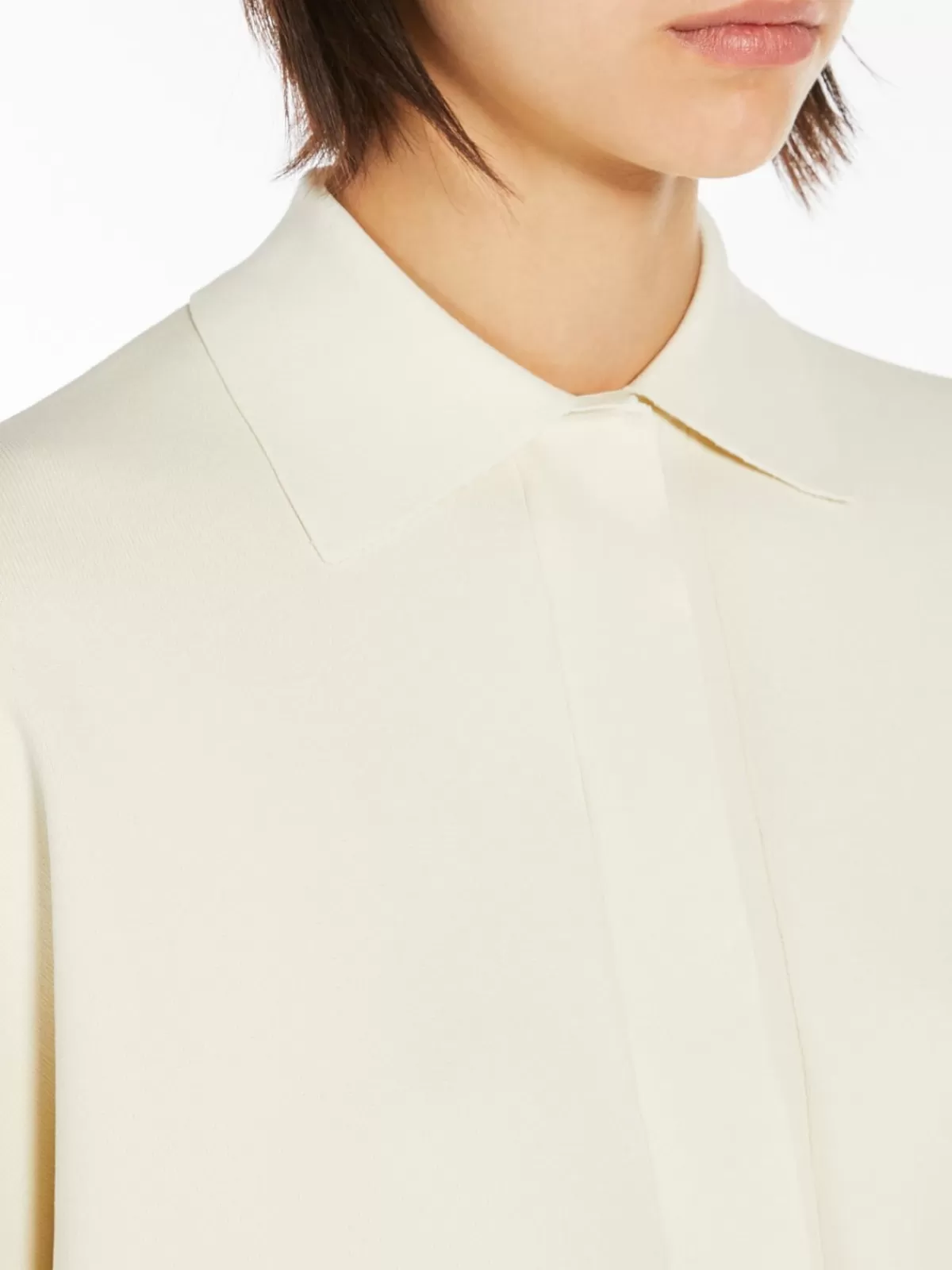 Blusa elegante de punto Max Mara en mezcla suave de seda y viscosa - tejido transpirable para uso diario
