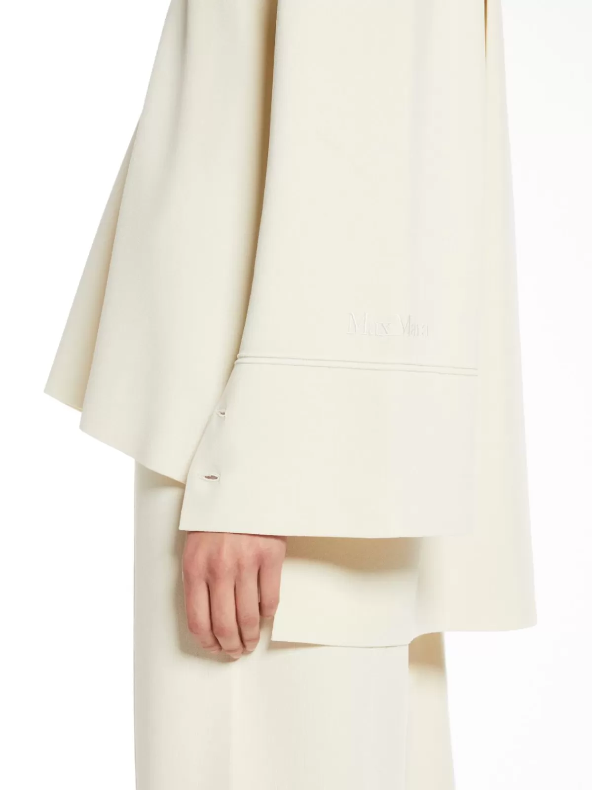Blusa elegante de punto Max Mara en mezcla suave de seda y viscosa - tejido transpirable para uso diario