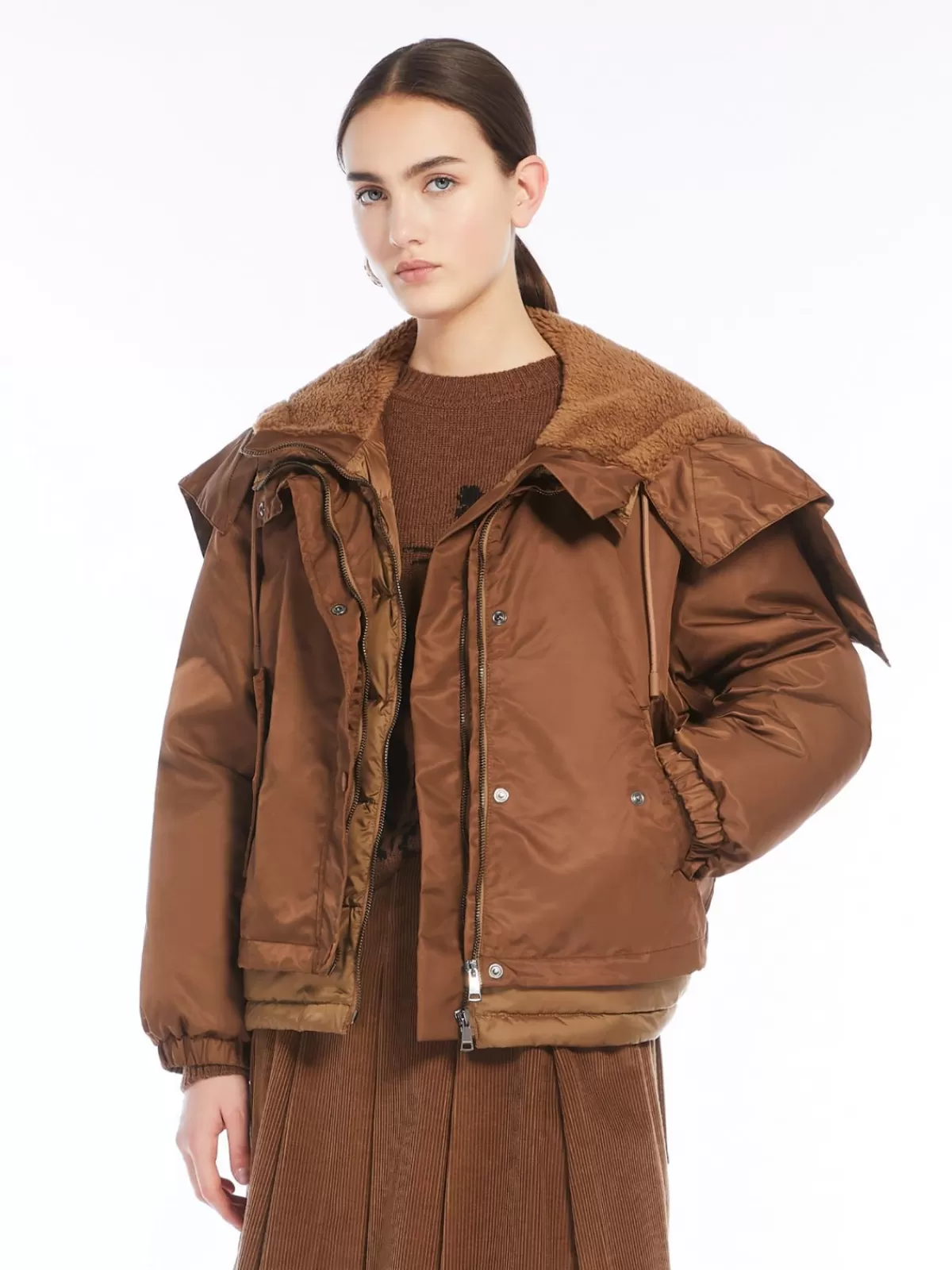 Abrigo acolchado Max Mara impermeable con capucha - Gabardina térmica color tabaco para invierno