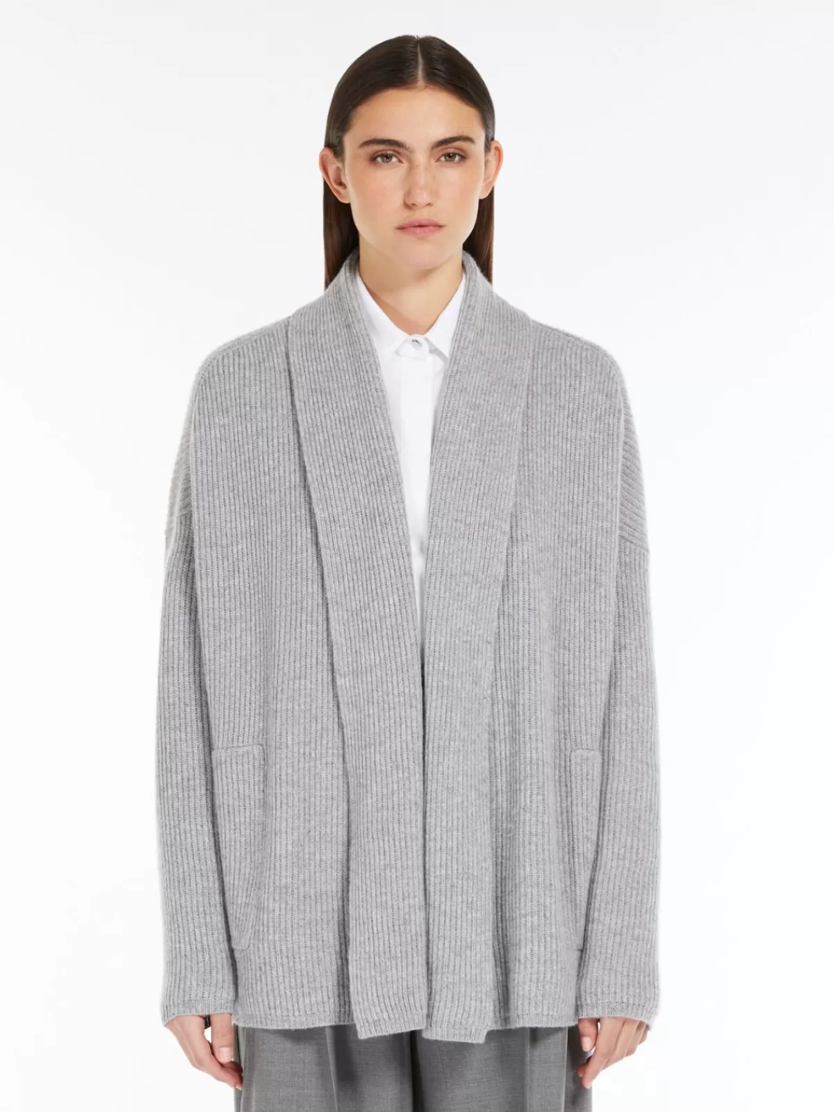Max Mara - Cárdigan de invierno en lana y cachemira, tonalidad gris perla - Prenda versátil para looks elegantes y cómodos