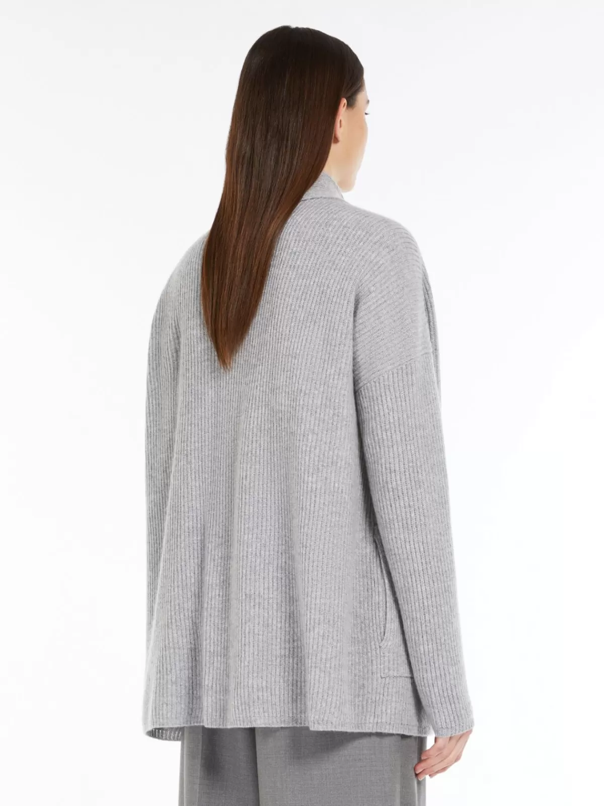 Max Mara - Cárdigan de invierno en lana y cachemira, tonalidad gris perla - Prenda versátil para looks elegantes y cómodos