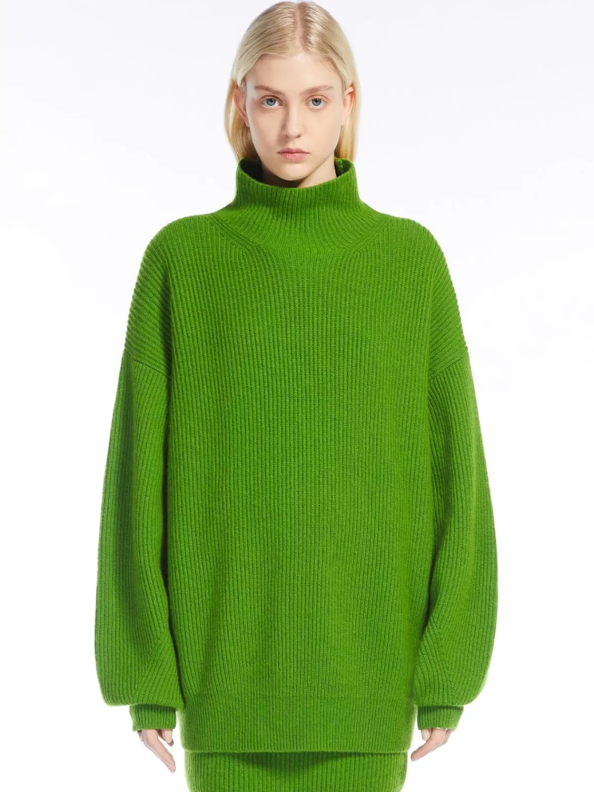 Max Mara - Jersey Premium de Lana y Cachemir con Cuello Alto, Tono Esmeralda - Abrigo Suave para Temporada Fría