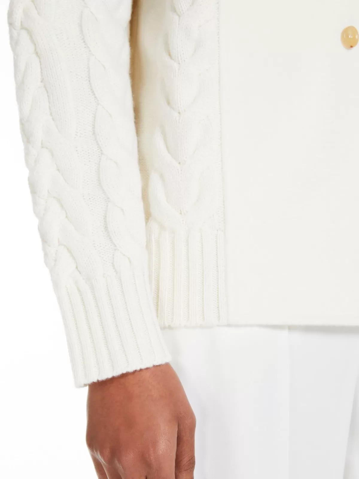Abrigo clásico Max Mara en lana y cachemira - Tono vainilla para temporada invernal
