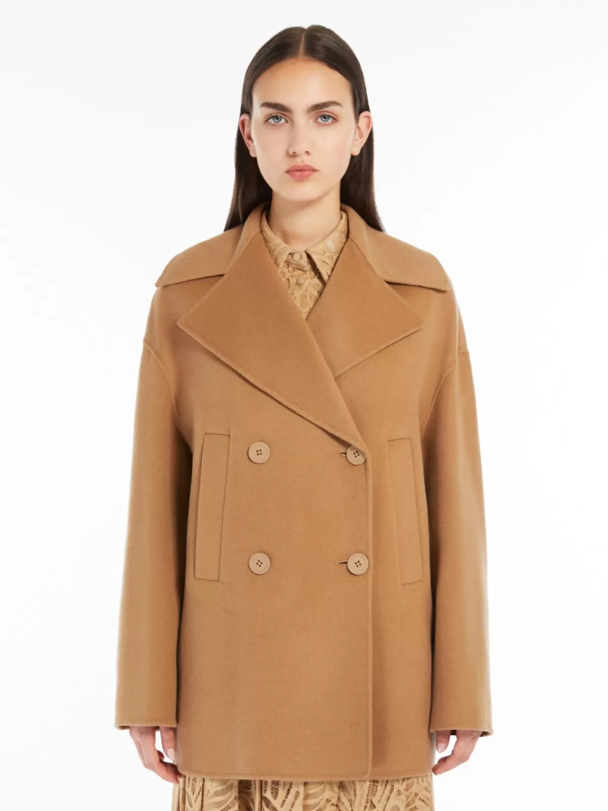 Max Mara - Chaquetón Invernal en Lana Virgen, Cachemira y Seda - Tono Camello Clásico