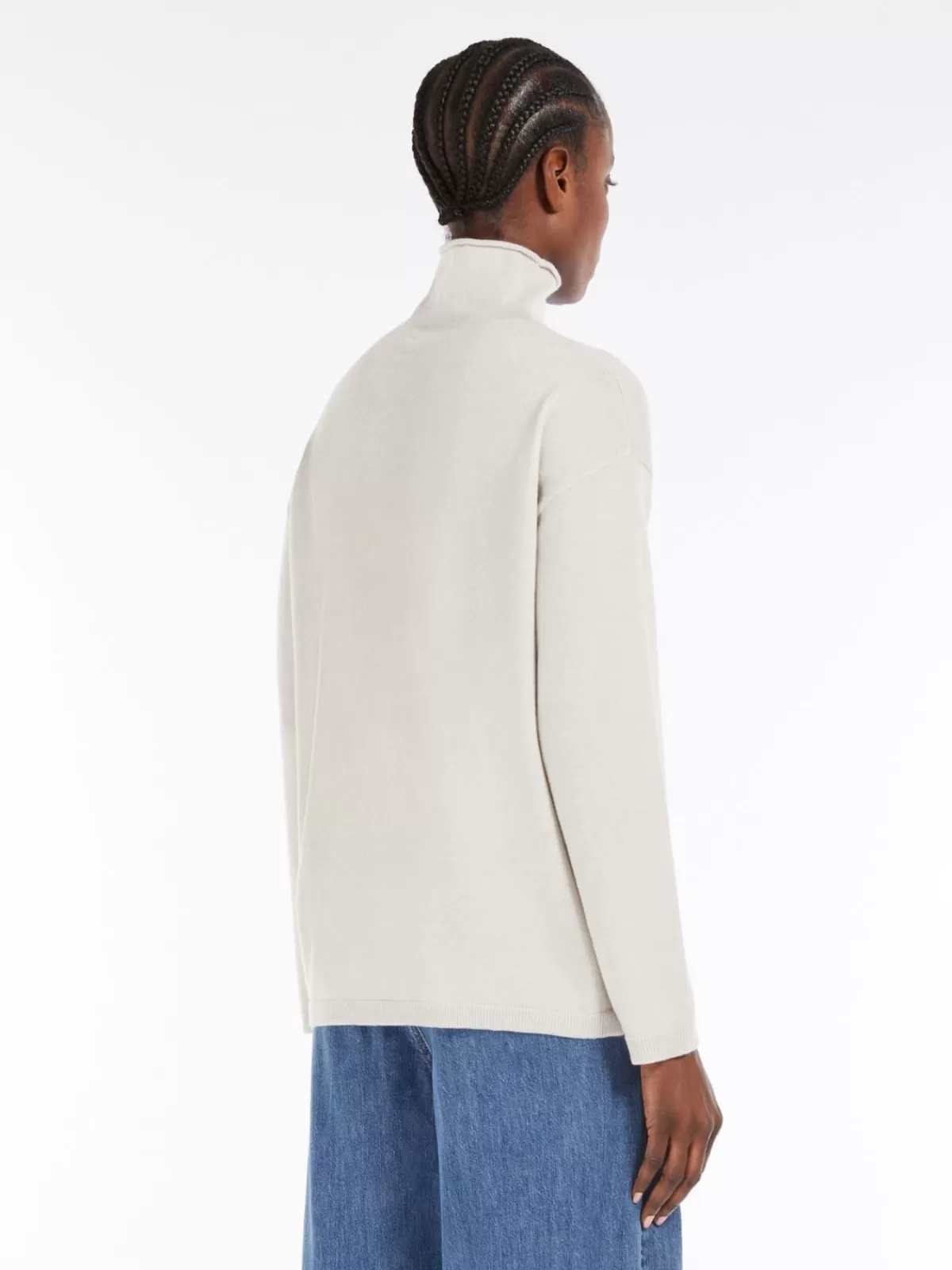 Jersey de cuello alto en lana color gris nacarado - Prenda esencial de invierno Max Mara
