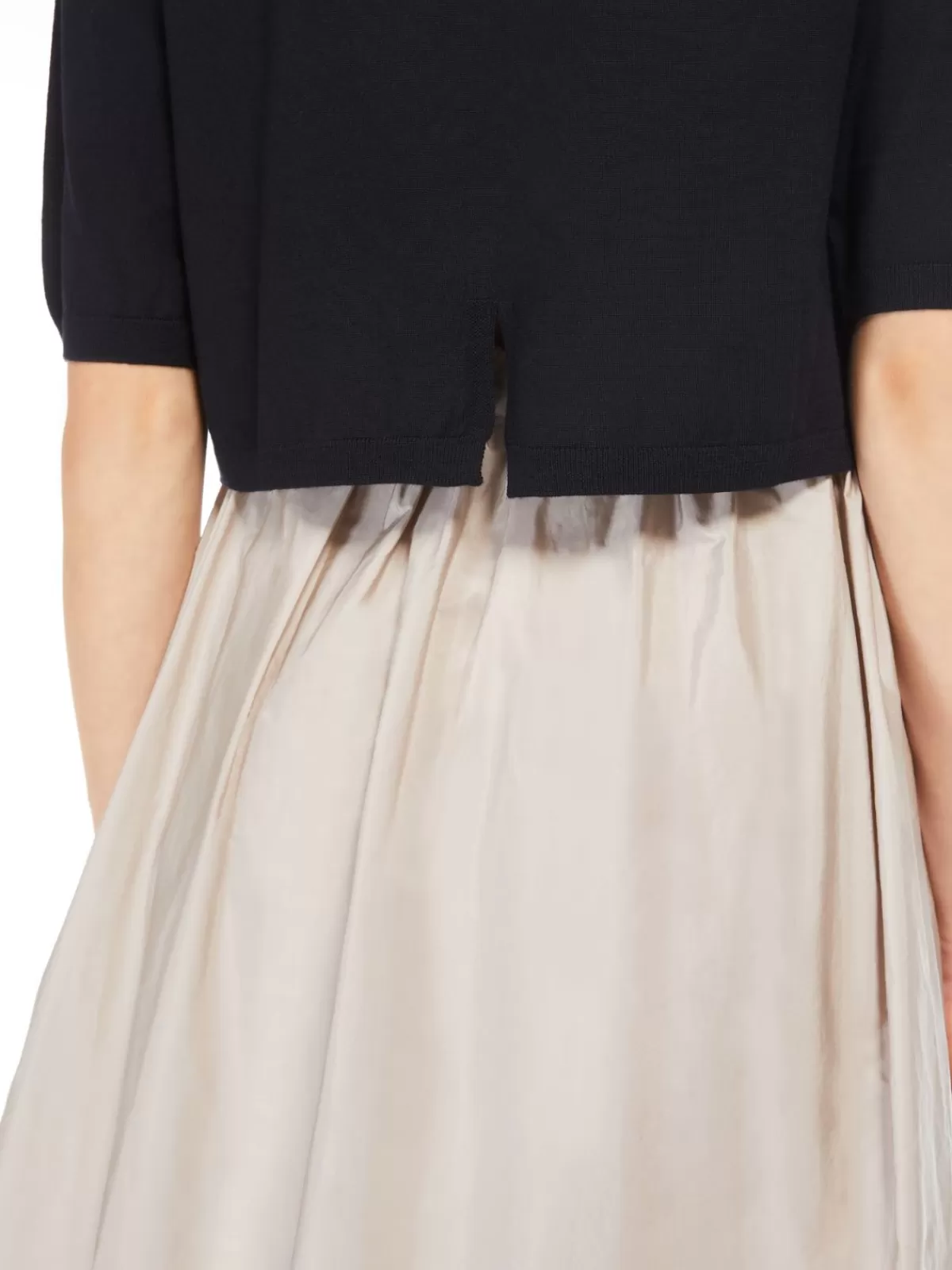 Chaleco tejido en lana virgen azul ultramar - Diseño casual Max Mara para invierno